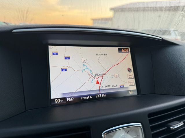 2011 INFINITI M56 X AWD