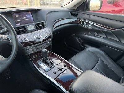 2011 INFINITI M56 X AWD