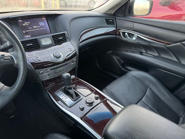 2011 INFINITI M56 X AWD