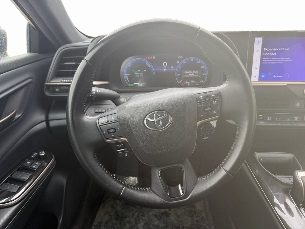 2024 Toyota Crown XLE AWD