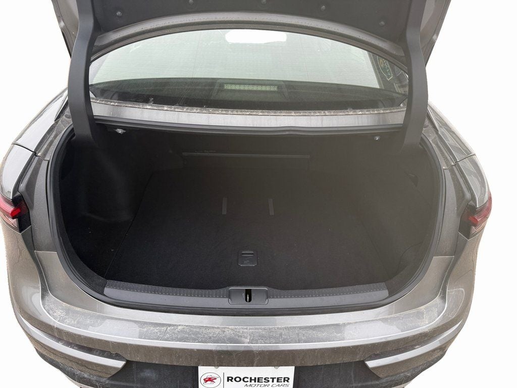 2024 Toyota Crown XLE AWD