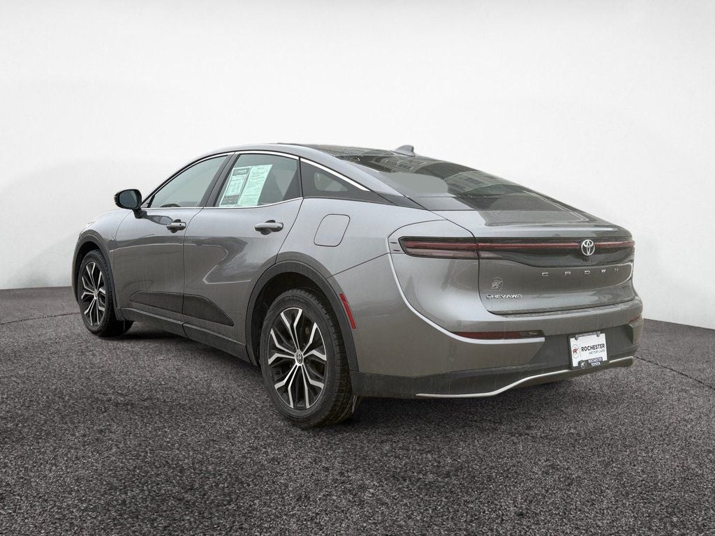 2024 Toyota Crown XLE AWD