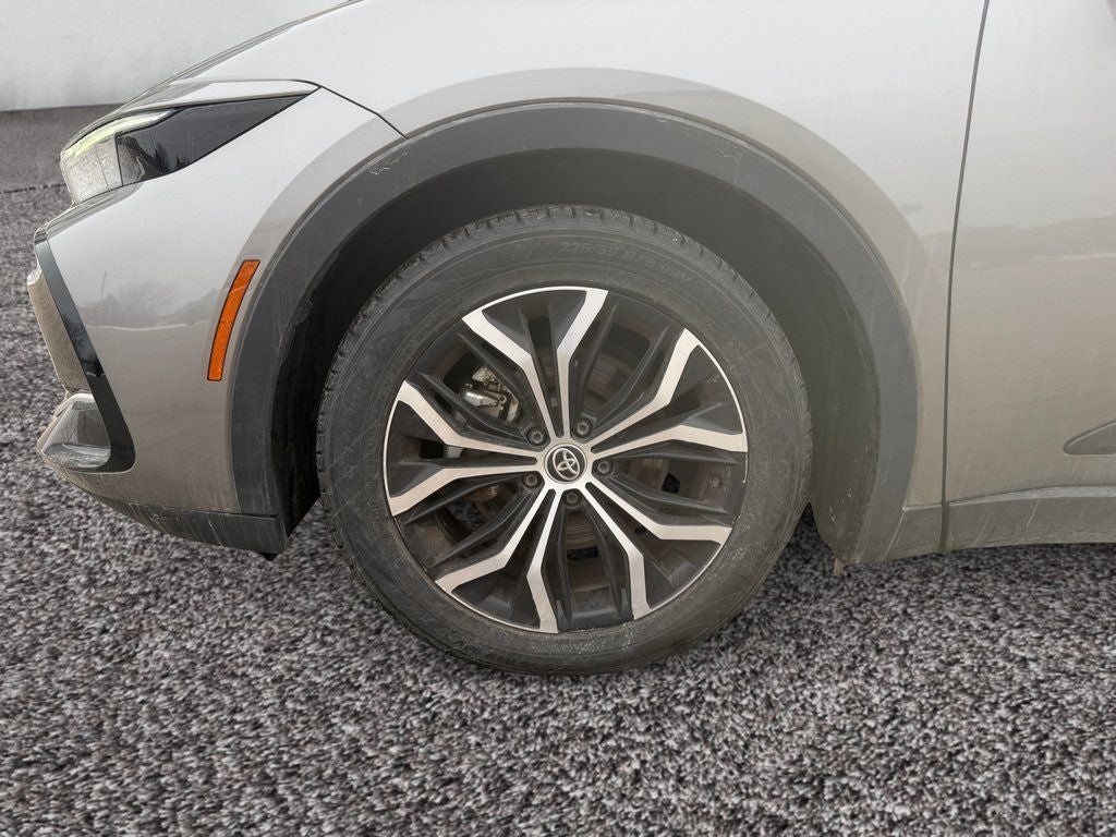 2024 Toyota Crown XLE AWD