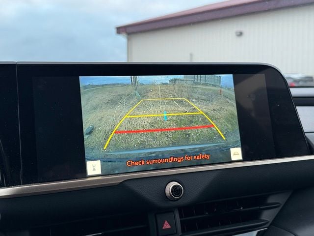 2024 Toyota Crown XLE AWD