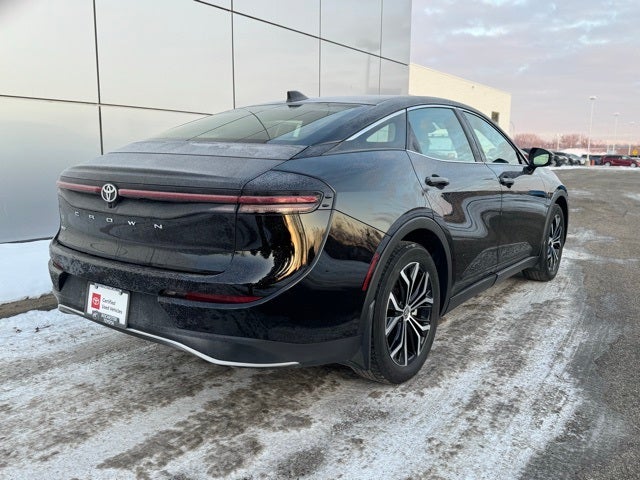 2023 Toyota Crown XLE AWD