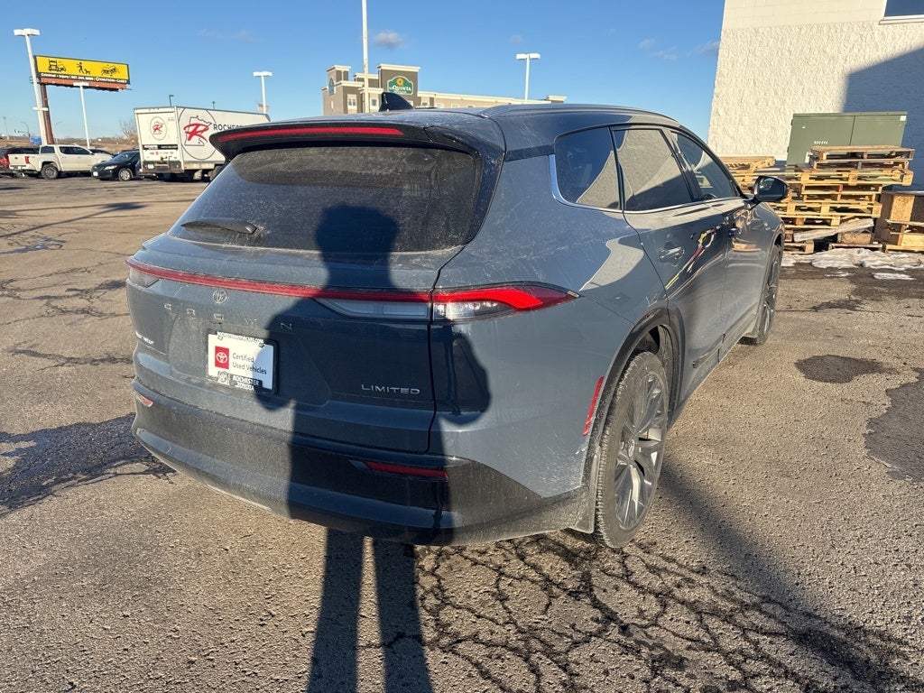 2025 Toyota Crown Signia Limited AWD