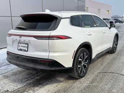 2025 Toyota Crown Signia XLE AWD