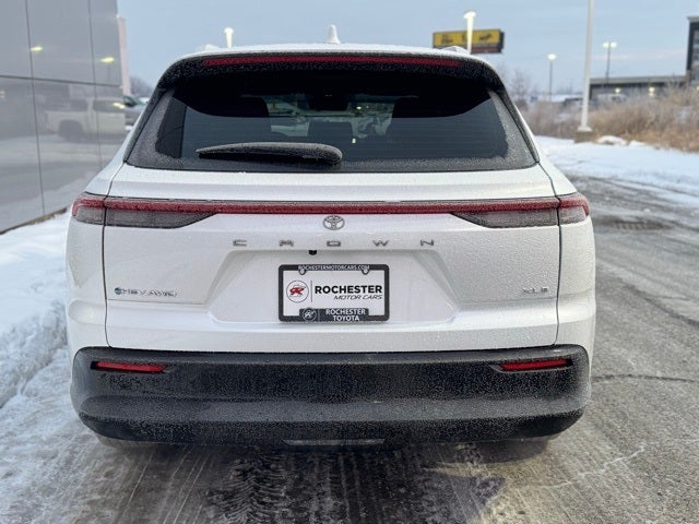 2025 Toyota Crown Signia XLE AWD