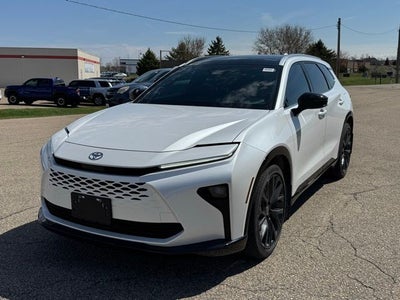 2025 Toyota Crown Signia Limited AWD