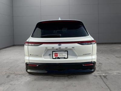 2025 Toyota Crown Signia Limited AWD