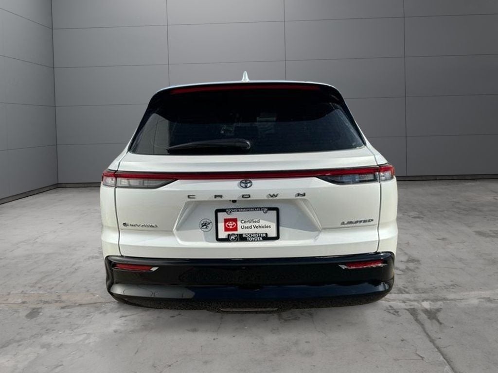 2025 Toyota Crown Signia Limited AWD