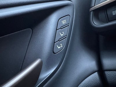 2025 Toyota Crown Signia XLE AWD