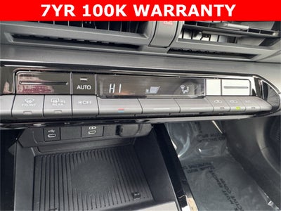 2024 Toyota Prius LE FWD