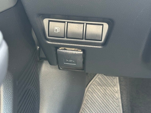 2023 Toyota Prius LE FWD