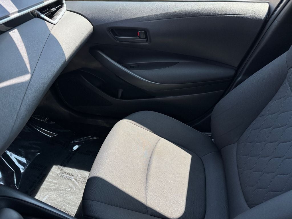2022 Toyota Corolla LE FWD