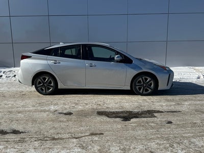 2019 Toyota Prius XLE FWD