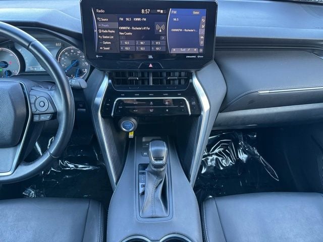 Certified 2022 Toyota Venza XLE with VIN JTEAAAAH7NJ117504 for sale in Rochester, Minnesota