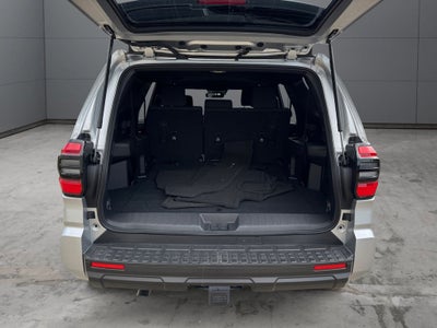 2025 Toyota 4Runner SR5 4WD