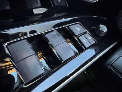 2023 Toyota bZ4X XLE FWD