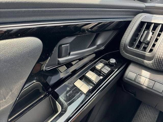 2023 Toyota bZ4X Limited AWD