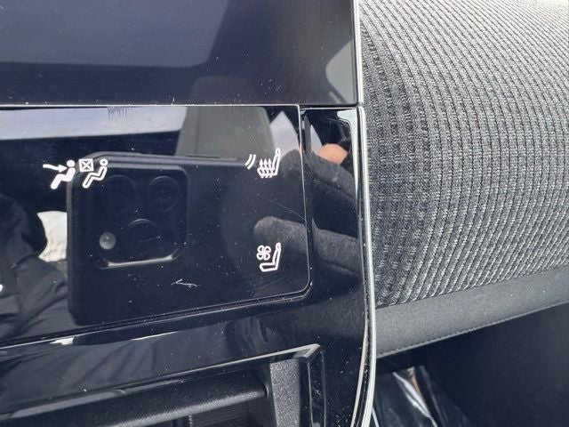 2024 Toyota bZ4X Limited AWD