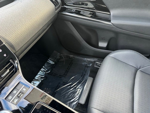 2023 Toyota bZ4X Limited AWD