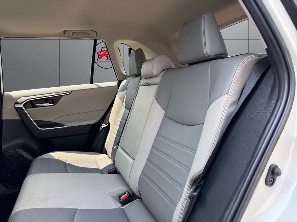 2022 Toyota RAV4 Hybrid XLE Premium AWD