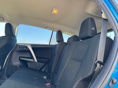 2016 Toyota RAV4 LE AWD