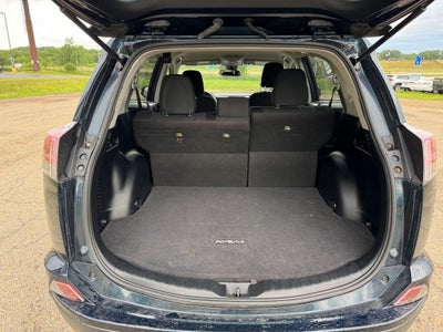 2017 Toyota RAV4 LE AWD