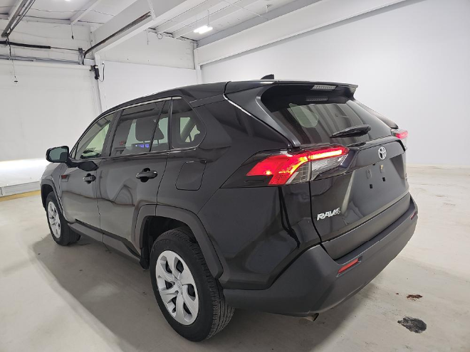 2023 Toyota RAV4 LE AWD