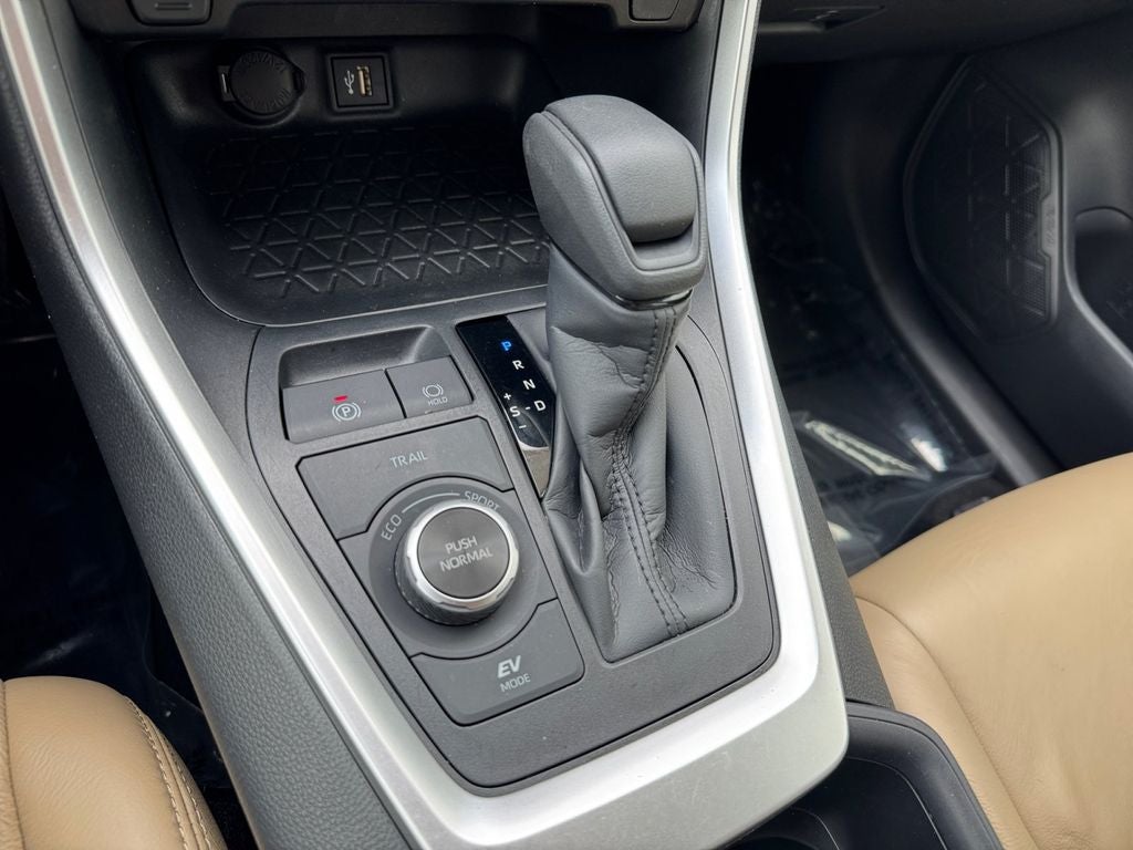 2025 Toyota RAV4 Hybrid LE AWD