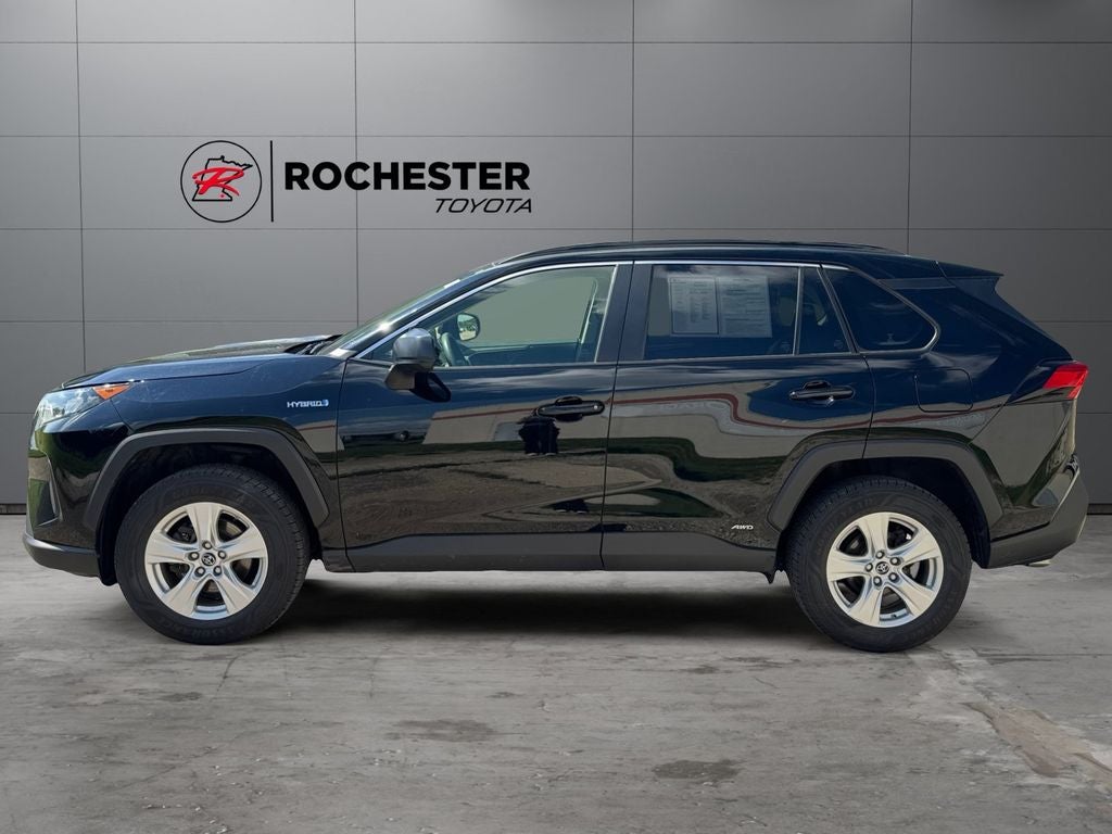 Used 2019 Toyota RAV4 LE with VIN JTMLWRFV8KD021824 for sale in Rochester, Minnesota