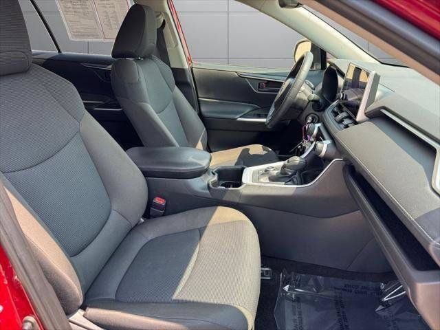 2024 Toyota RAV4 Hybrid LE AWD