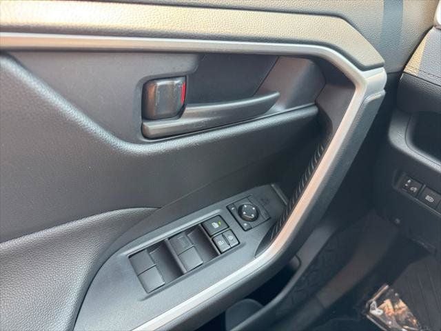 2024 Toyota RAV4 Hybrid LE AWD