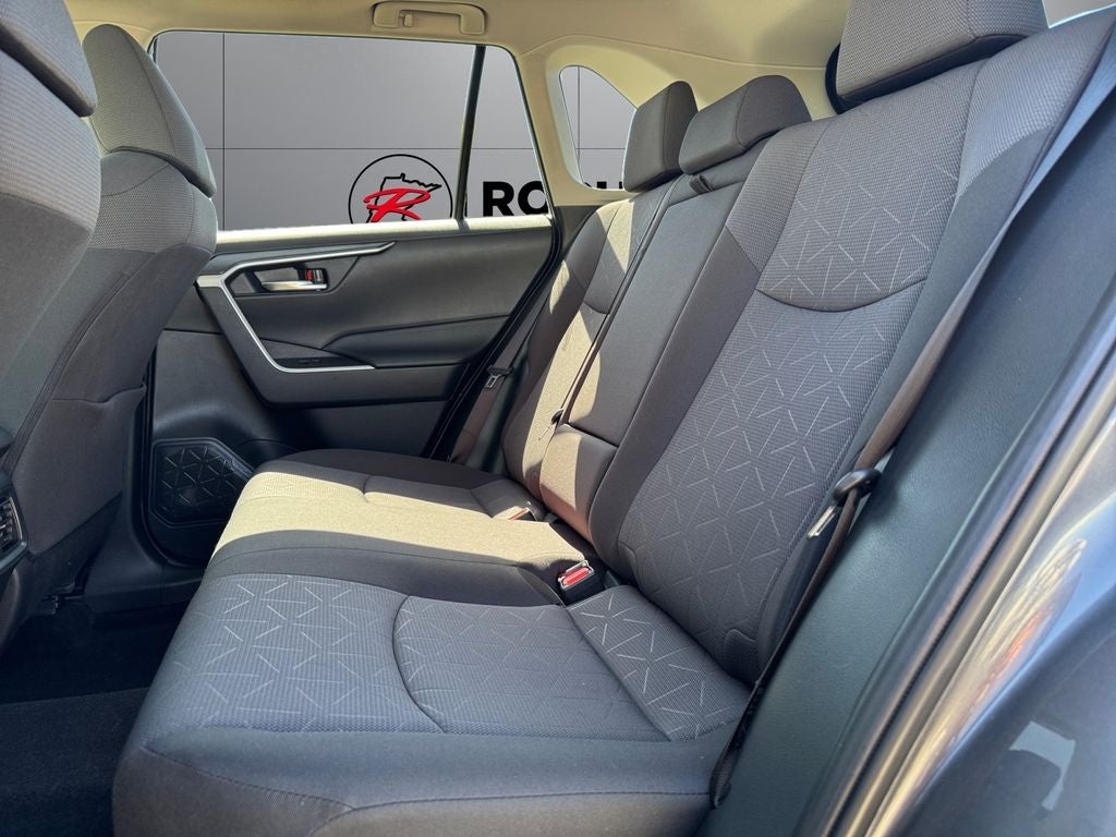 2023 Toyota RAV4 XLE AWD
