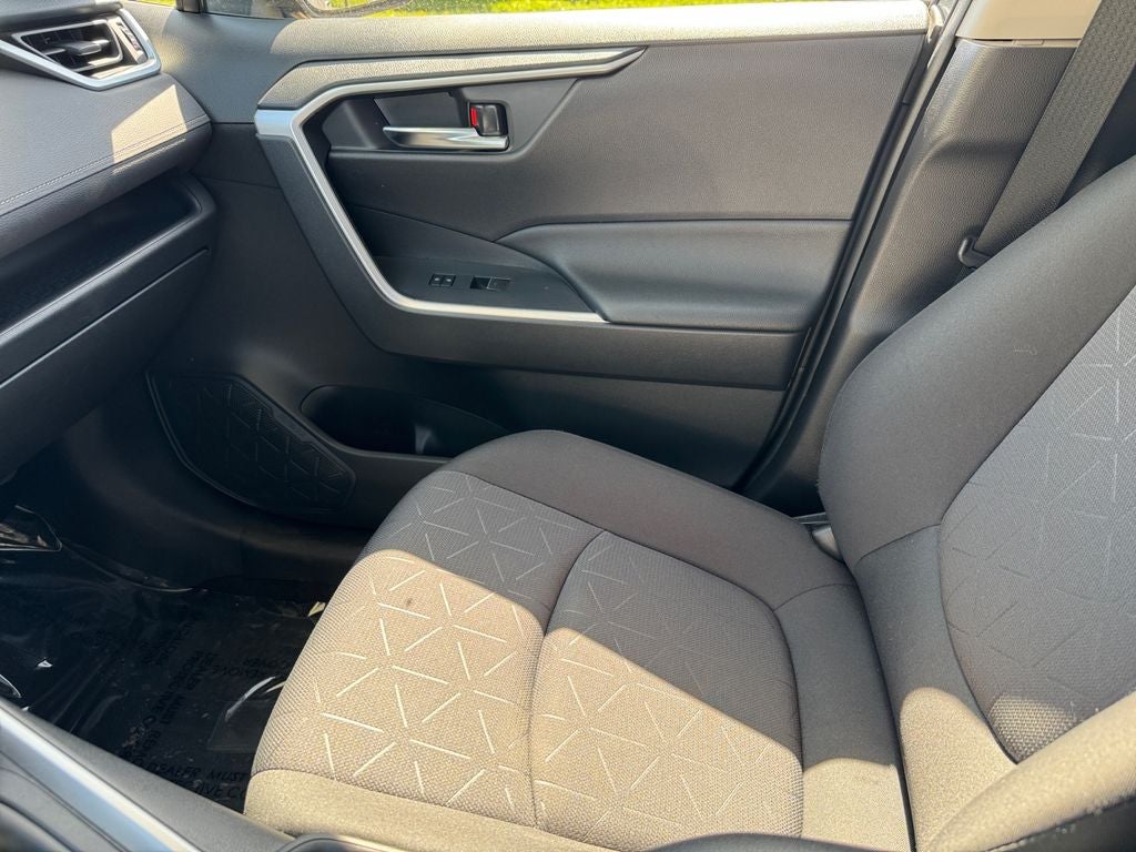2023 Toyota RAV4 XLE AWD