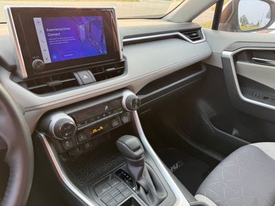 2023 Toyota RAV4 XLE AWD