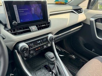 2023 Toyota RAV4 XLE AWD