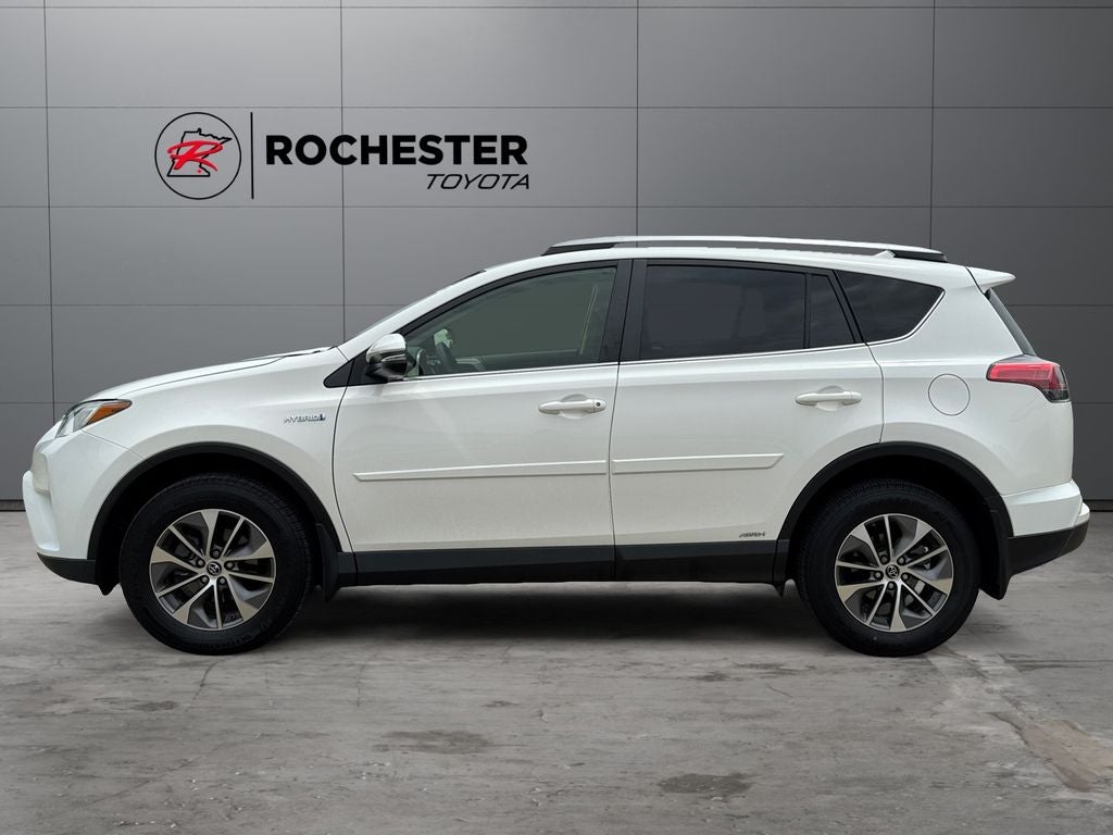 Certified 2018 Toyota RAV4 LE with VIN JTMRJREV5JD252818 for sale in Rochester, Minnesota