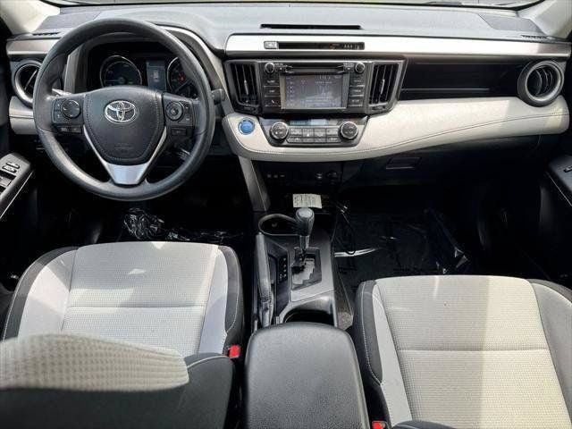2018 Toyota RAV4 Hybrid LE AWD