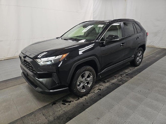 2025 Toyota RAV4 Hybrid XLE AWD