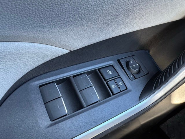 2025 Toyota RAV4 Hybrid XLE AWD