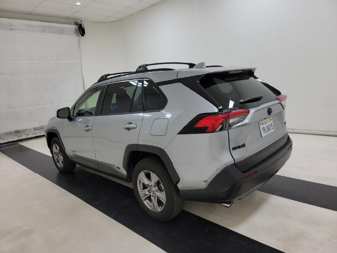 2025 Toyota RAV4 Hybrid XLE