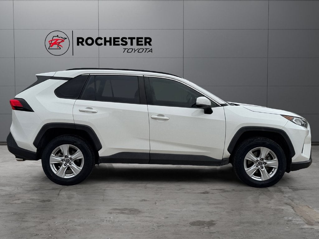 2019 Toyota RAV4 XLE FWD