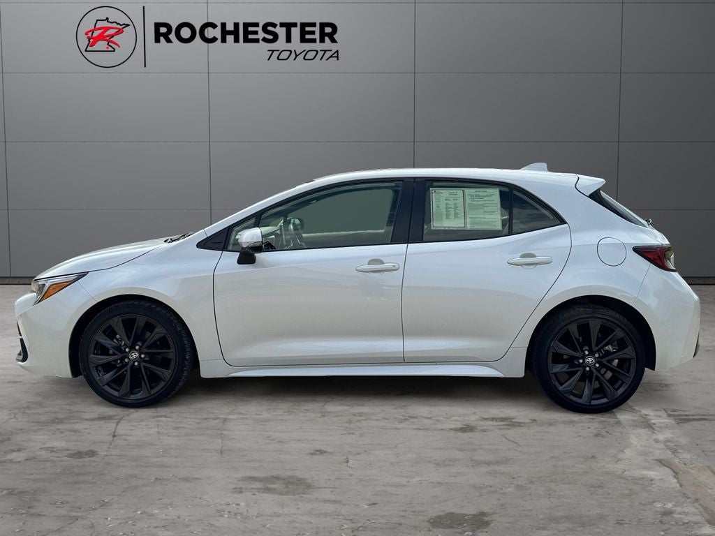 2025 Toyota Corolla Hatchback XSE FWD