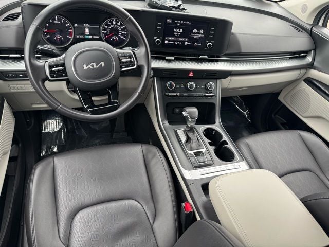 2024 Kia Carnival LX FWD
