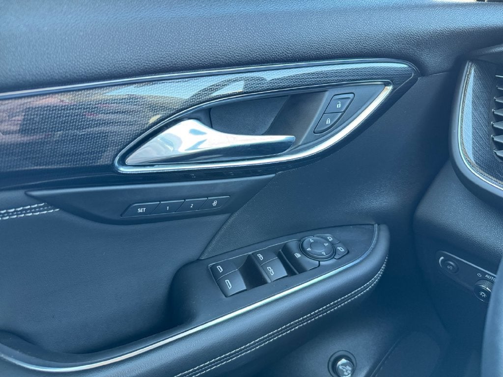 2021 Buick Envision Essence AWD