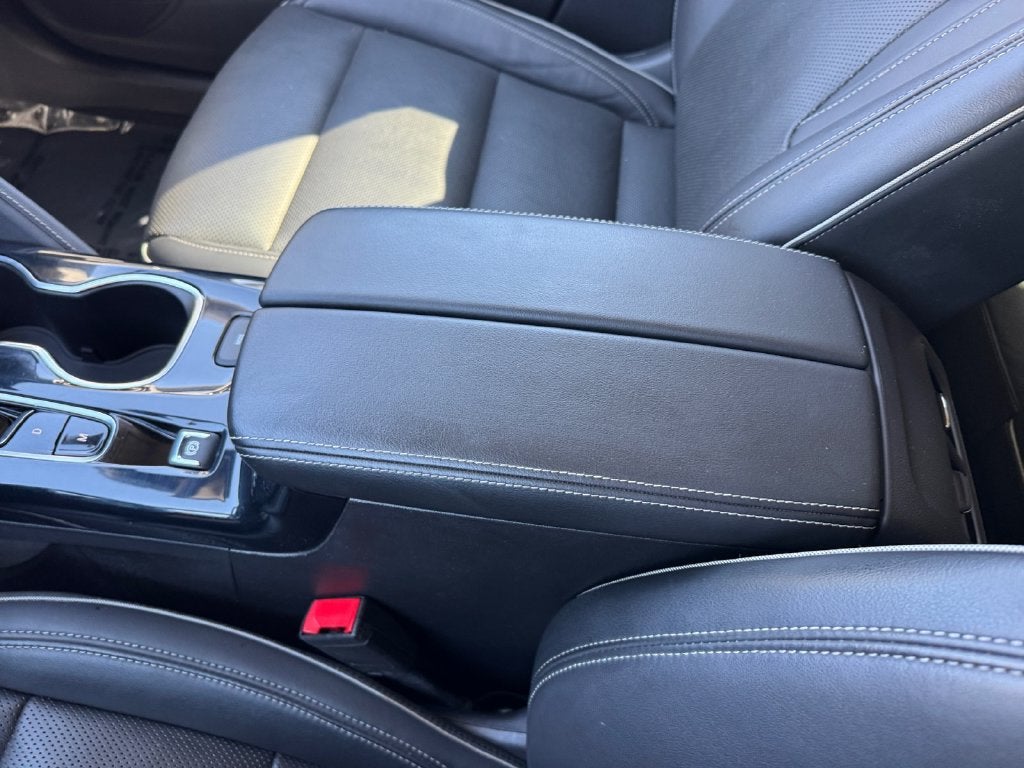 2021 Buick Envision Essence AWD