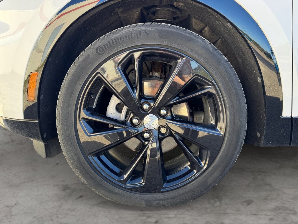 2021 Buick Envision Essence AWD