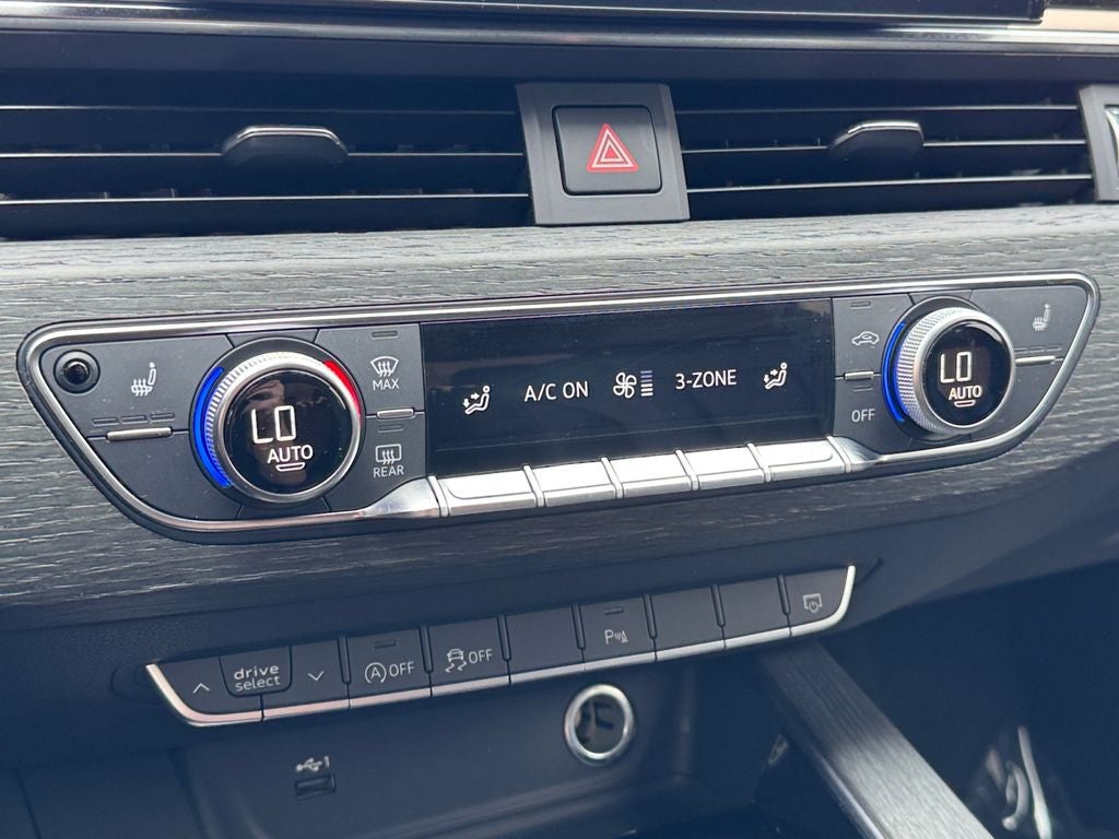 2022 Audi A4 45 S line Premium Plus quattro